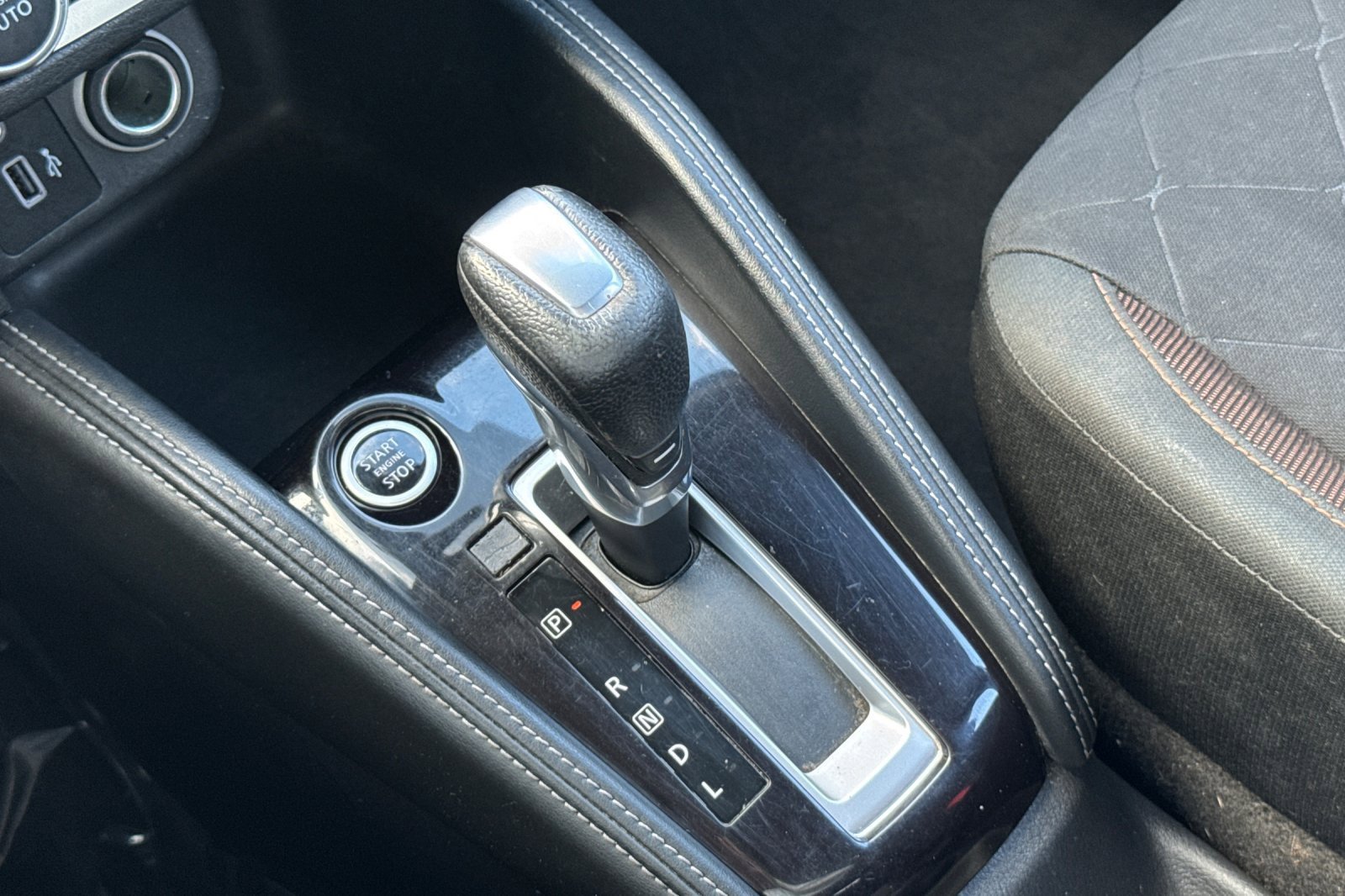 Used 2020 Nissan Kicks SR image 22