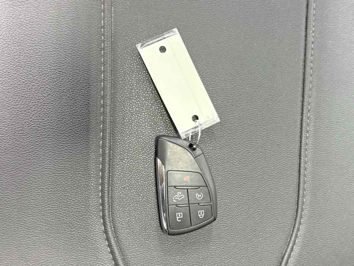 Used 2024 Chevrolet Silverado 1500 RST w/ Convenience Package II image 35