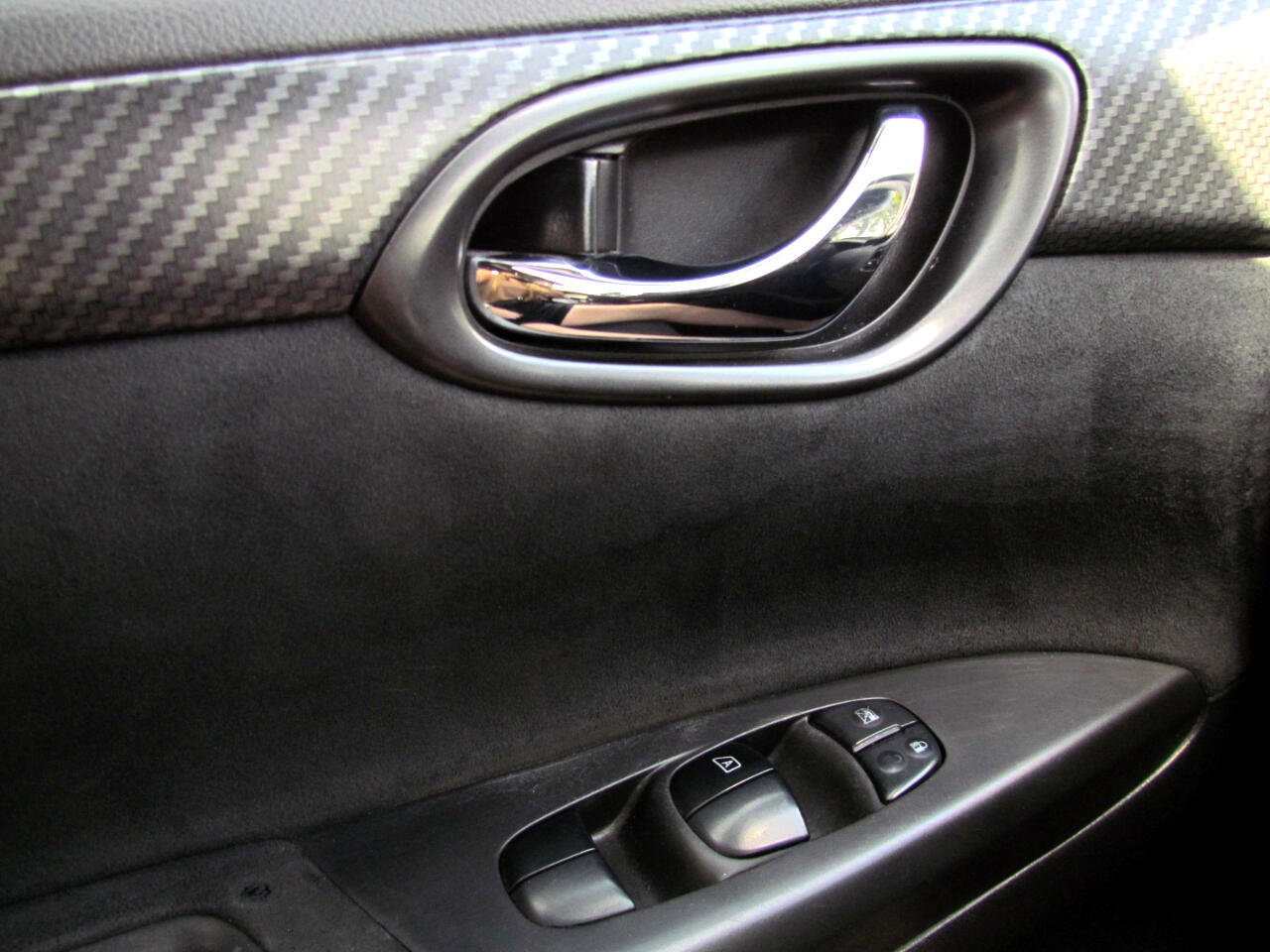 Used 2019 Nissan Sentra NISMO w/ Electronics Package image 21