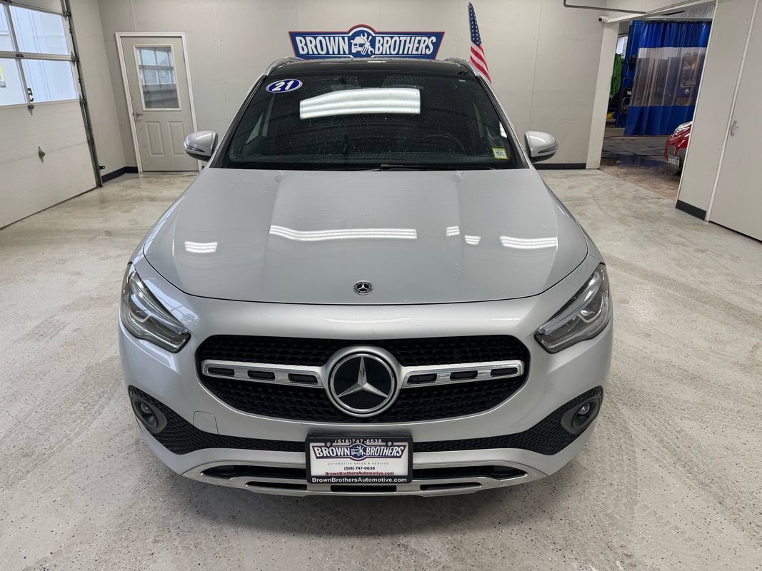 Used 2021 Mercedes-Benz GLA 250 4MATIC w/ Premium Package image 12