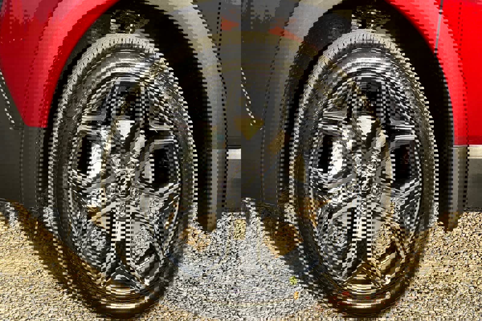 New 2026 Nissan Kicks SR image 29