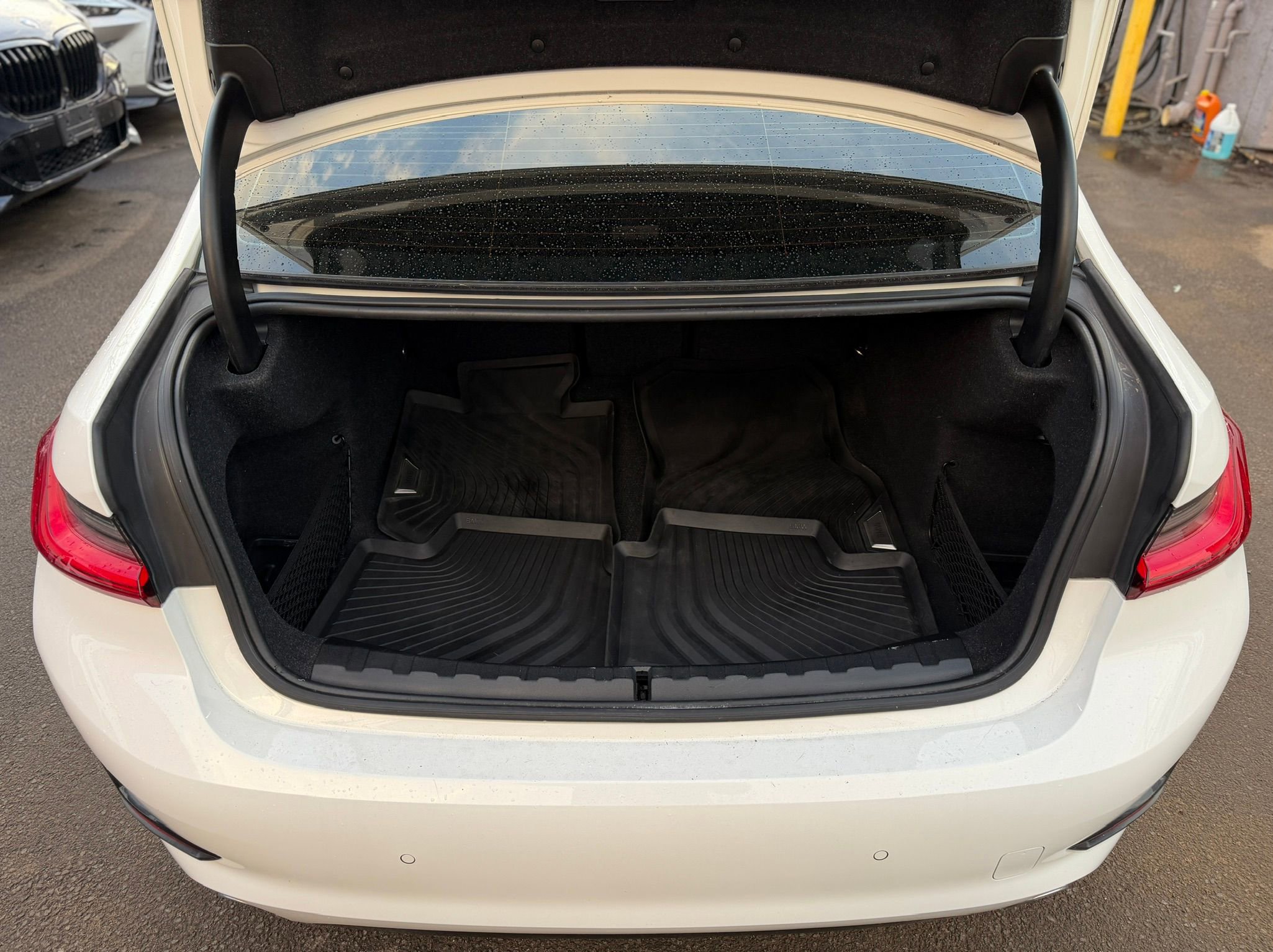 Used 2019 BMW 330i xDrive Sedan w/ Premium Package image 14