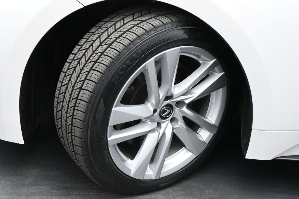 Used 2023 Lexus IS 300 w/ Comfort Package RWD image 18