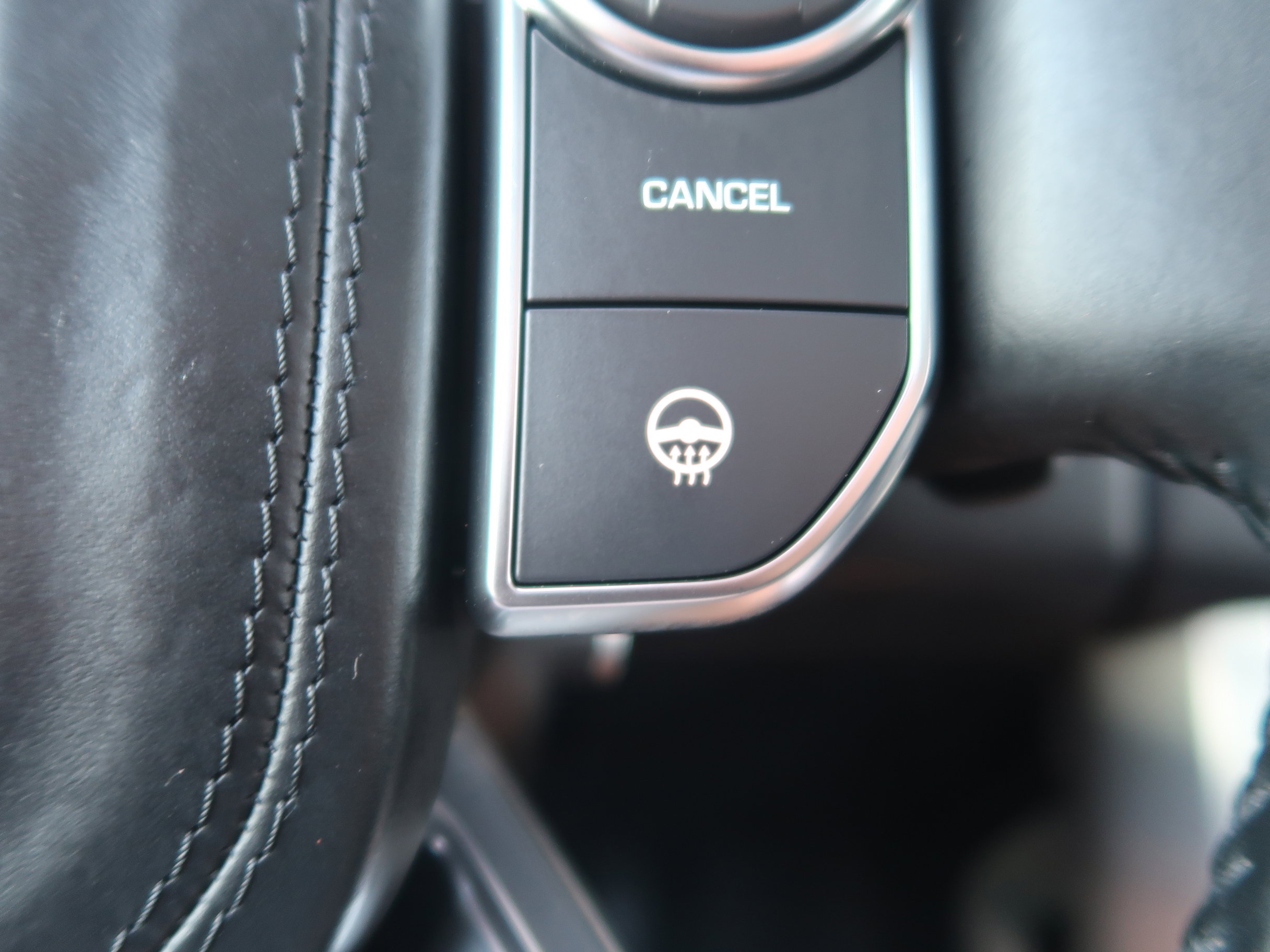 Used 2016 Land Rover Range Rover HSE image 29