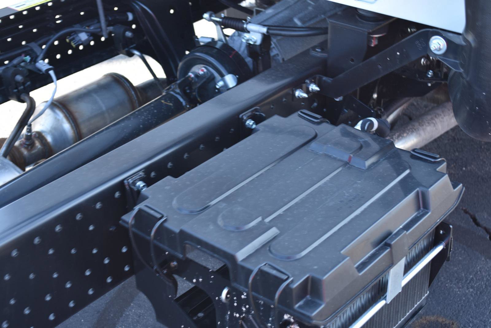 New 2024 Chevrolet Low Cab Forward image 8