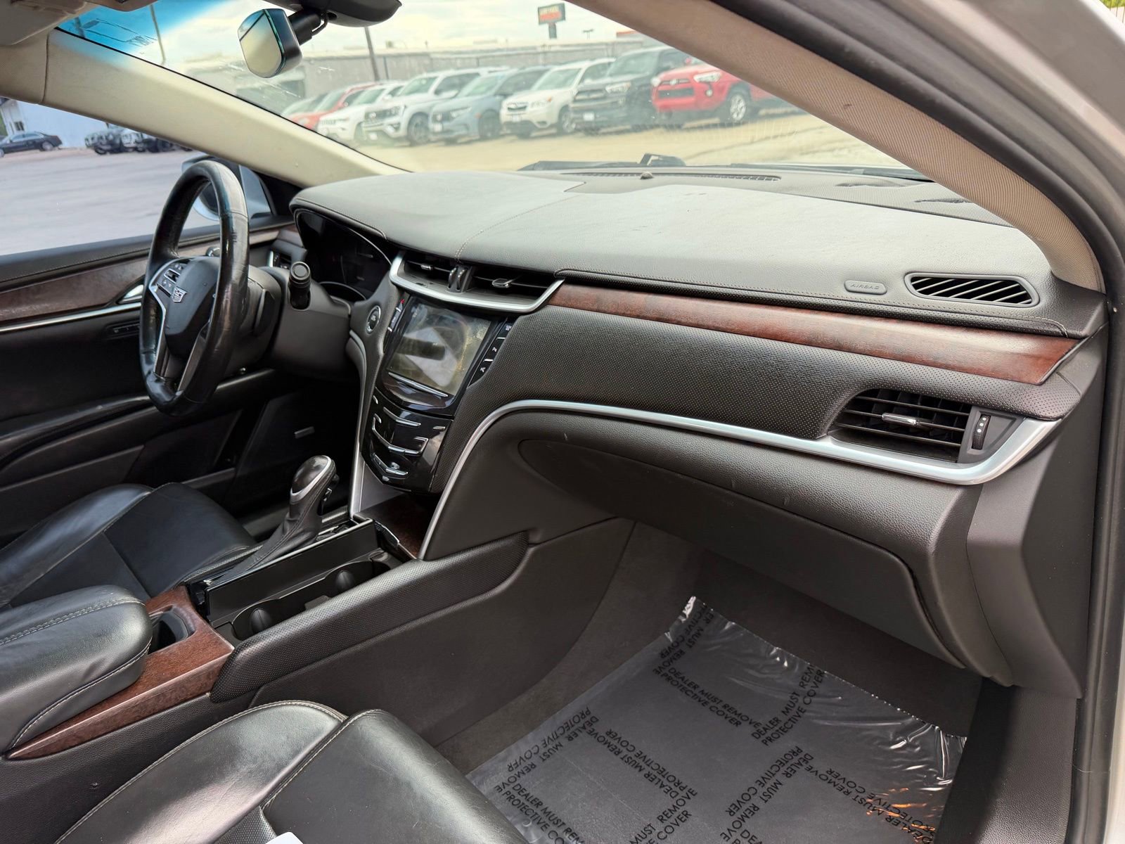 Used 2019 Cadillac XTS Luxury image 17
