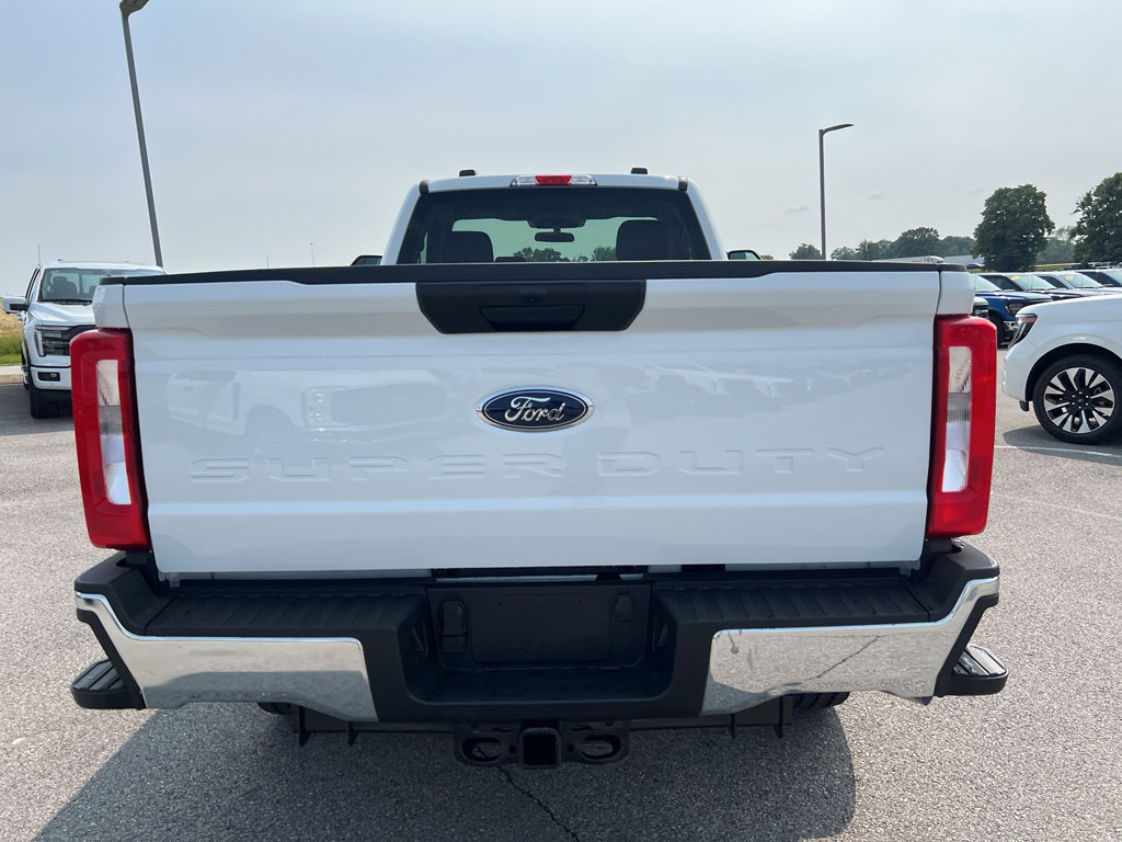 New 2025 Ford F250 XLT image 7
