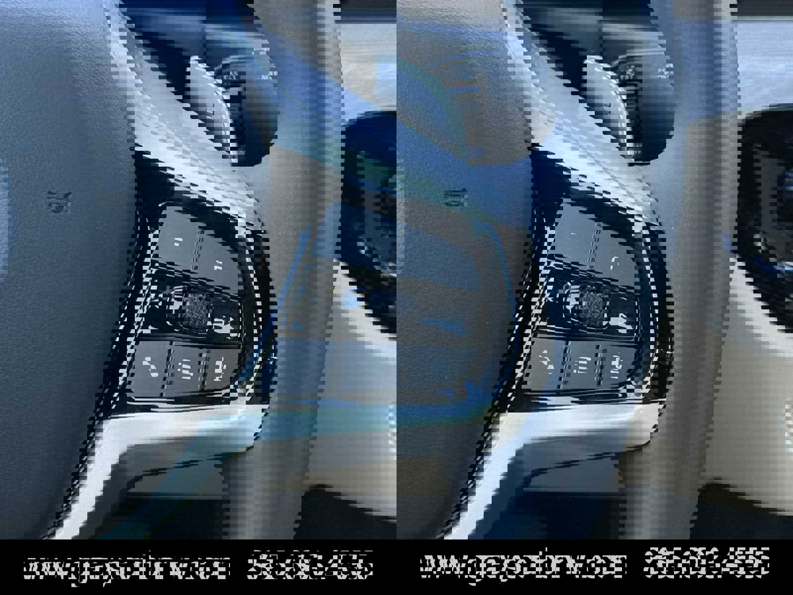 Used 2026 BMW 330i Sedan w/ Convenience Package image 16