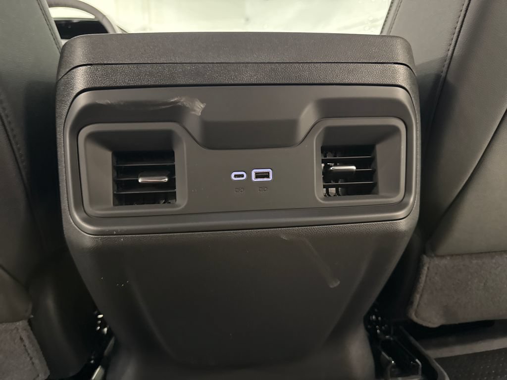 New 2026 Chevrolet Silverado 1500 RST w/ Dark Appearance Package AWD/4WD image 44