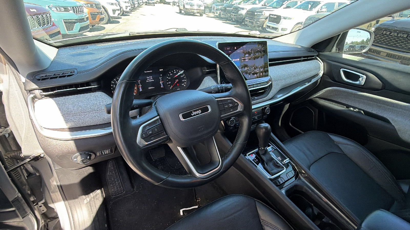 Used 2022 Jeep Compass Latitude AWD/4WD image 23