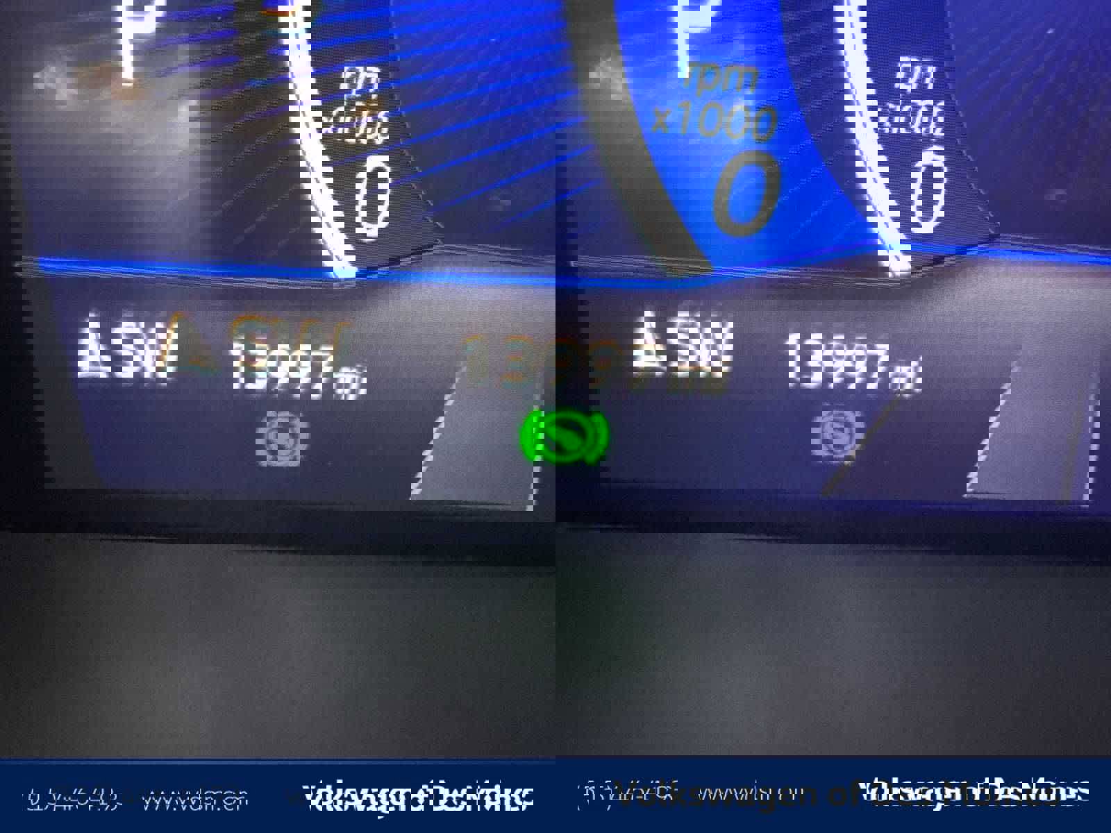 Certified 2024 Volkswagen Taos SE image 18