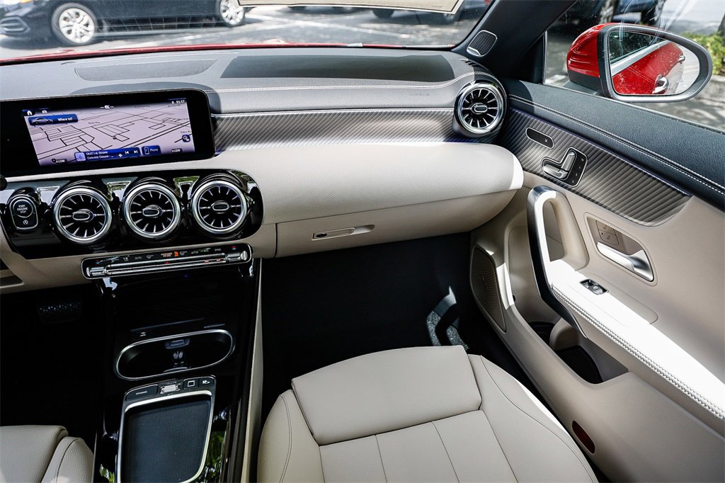 New 2025 Mercedes-Benz CLA 250 4MATIC image 15