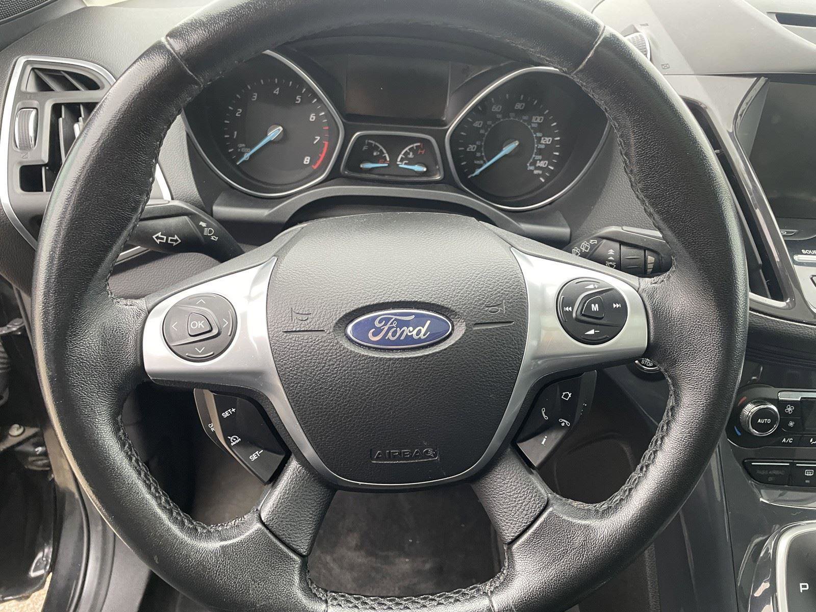 Used 2013 Ford Escape Titanium w/ Class II Trailer Tow Pkg image 13