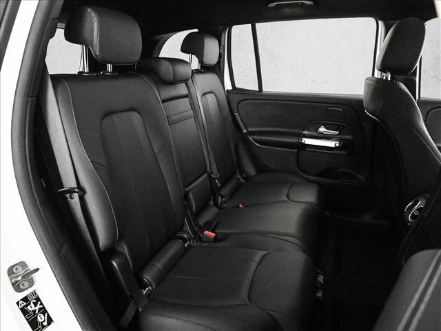 Used 2024 Mercedes-Benz GLB 250 4MATIC image 22