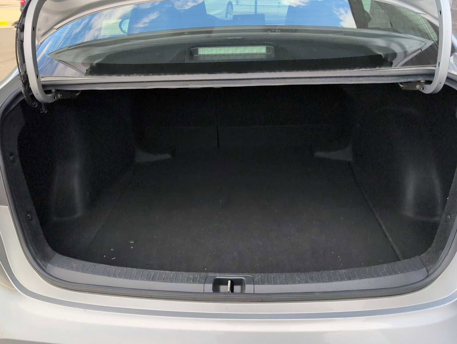 Used 2024 Toyota Corolla LE image 30