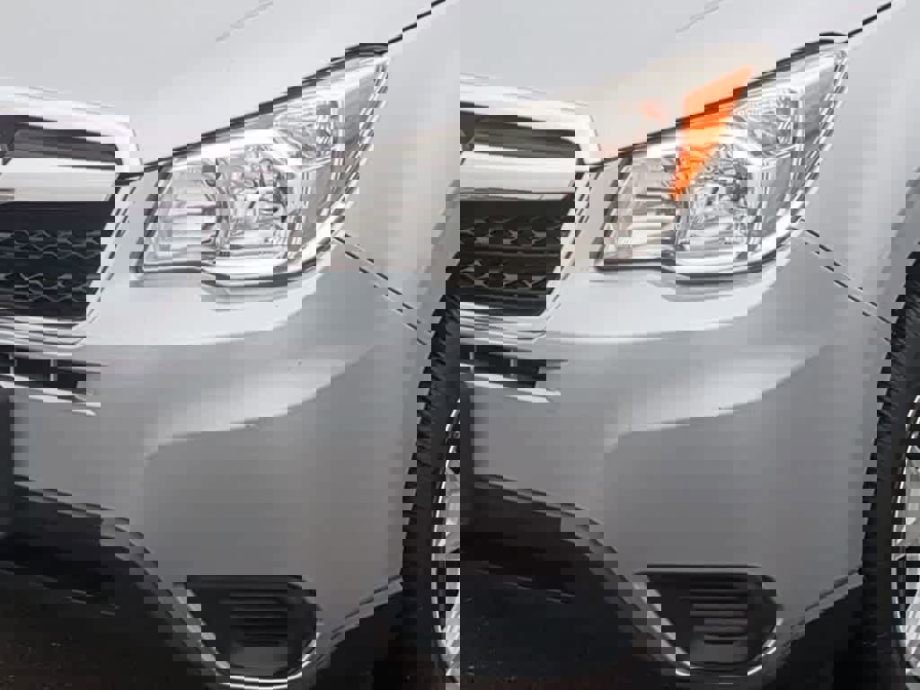 Used 2015 Subaru Forester 2.5i Premium w/ All-Weather Package image 10