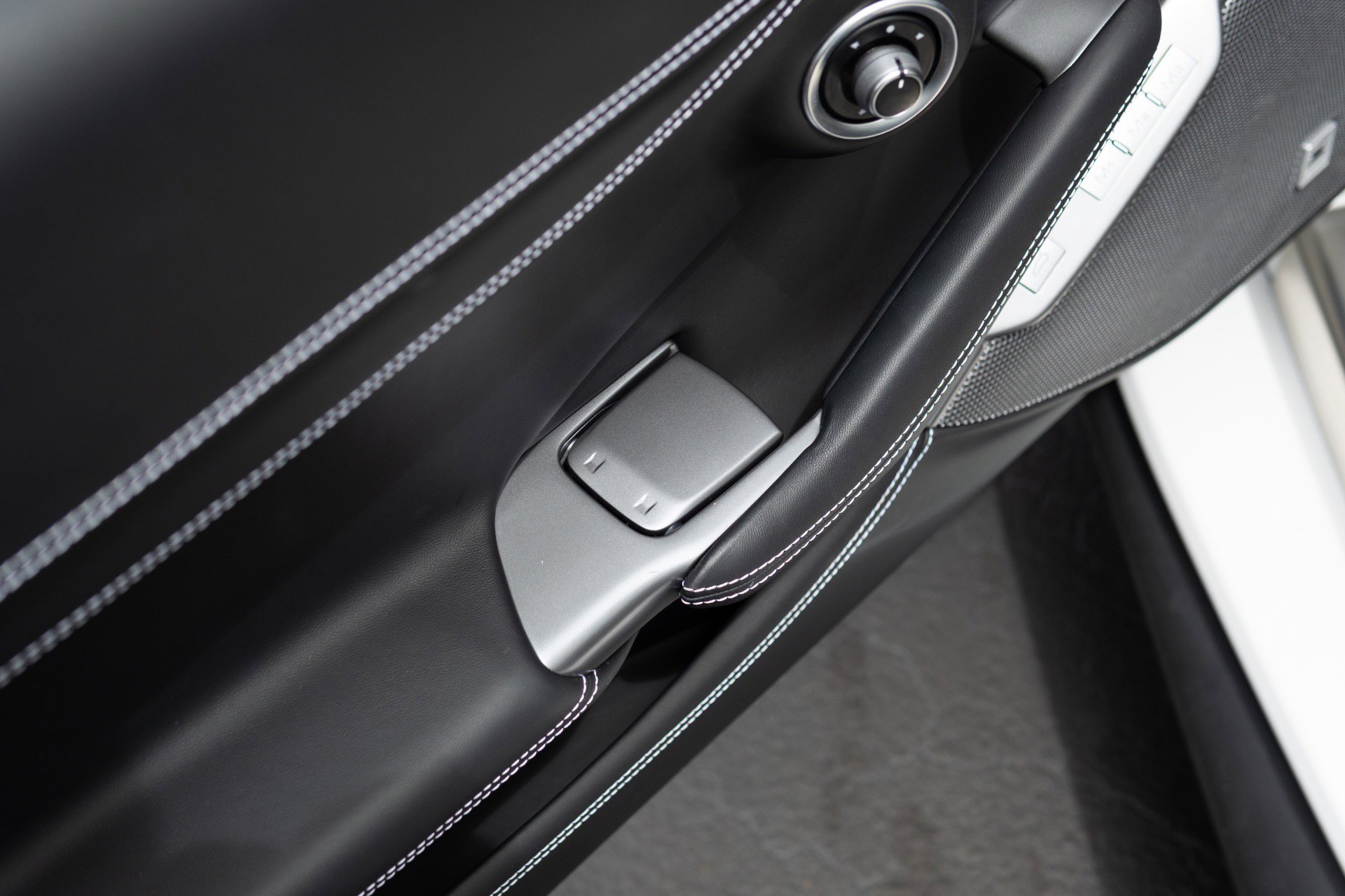 Used 2023 Ferrari Portofino M RWD image 32