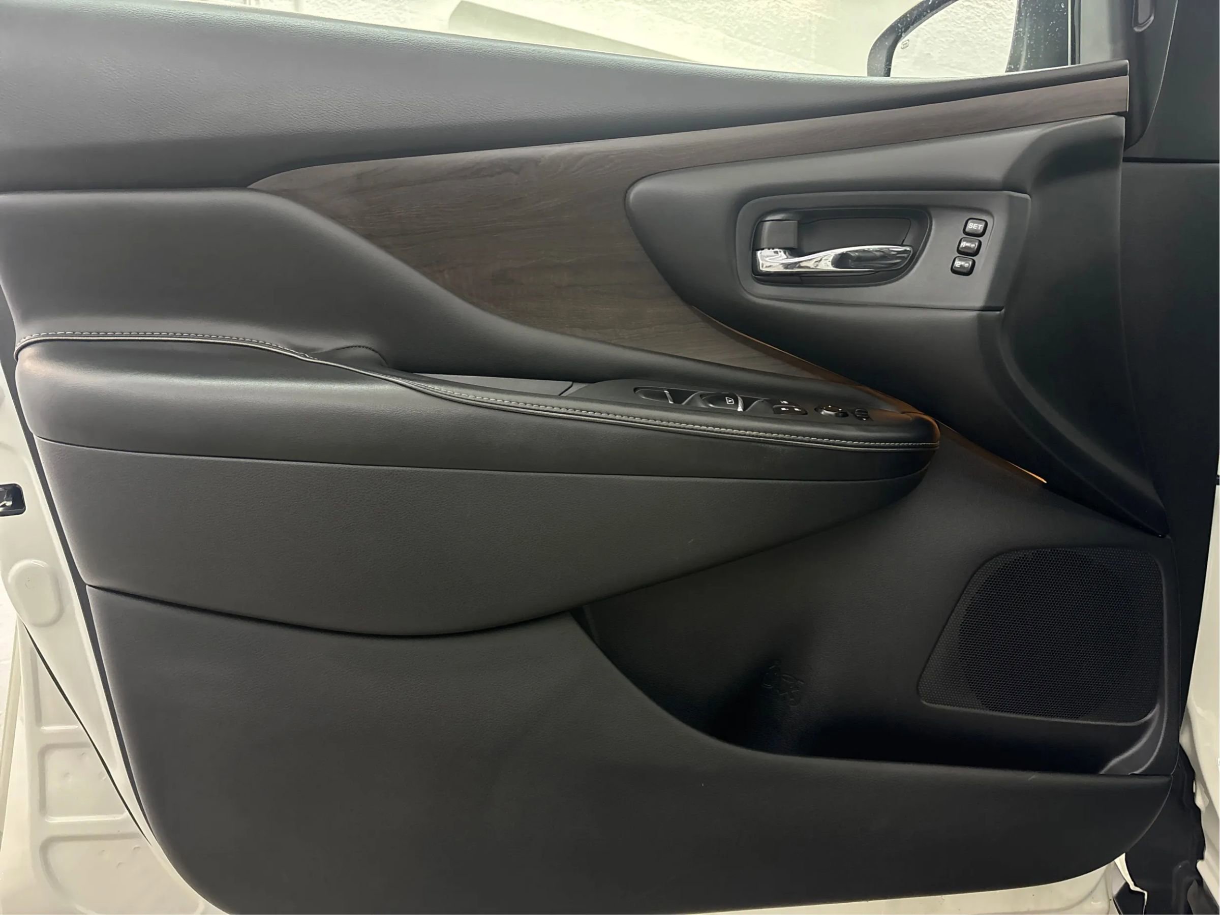 Used 2020 Nissan Murano Platinum image 26