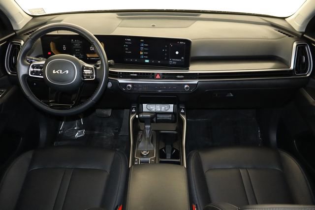 Used 2025 Kia Sorento S w/ Panoramic Sunroof Package FWD image 14