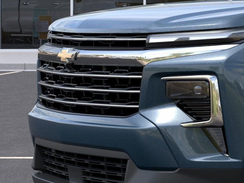 New 2026 Chevrolet Traverse LT w/ Driver Confidence Package AWD/4WD image 16