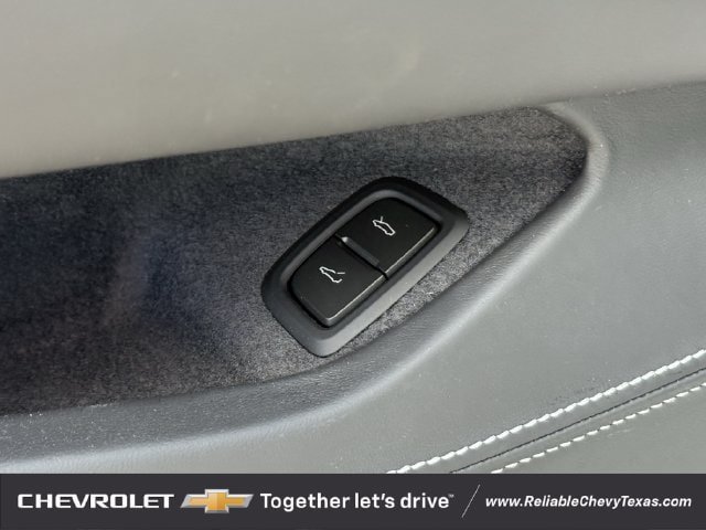 New 2026 Chevrolet Corvette Stingray Premium Cpe w/ Stealth Interior Trim Package RWD image 32