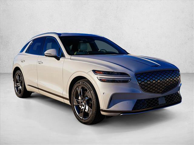 Used 2025 Genesis Electrified GV70 w/ Prestige Package AWD/4WD image 3