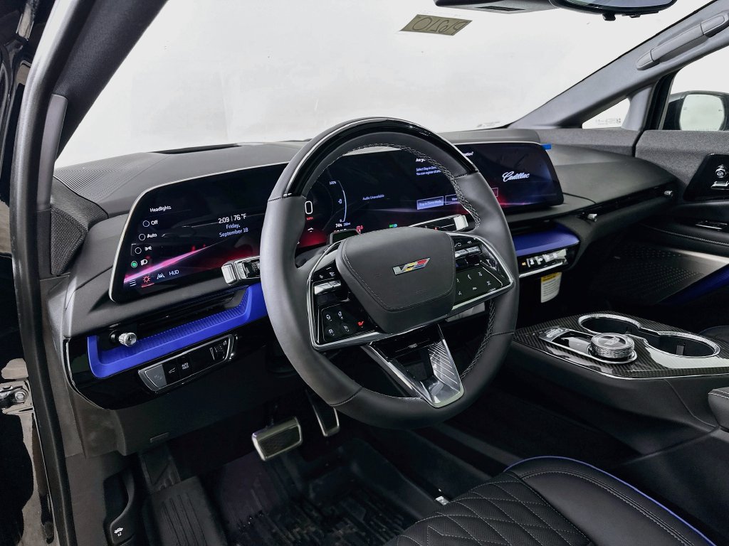 New 2026 Cadillac Optiq V w/ LPO, Floor Liner Package AWD/4WD image 9