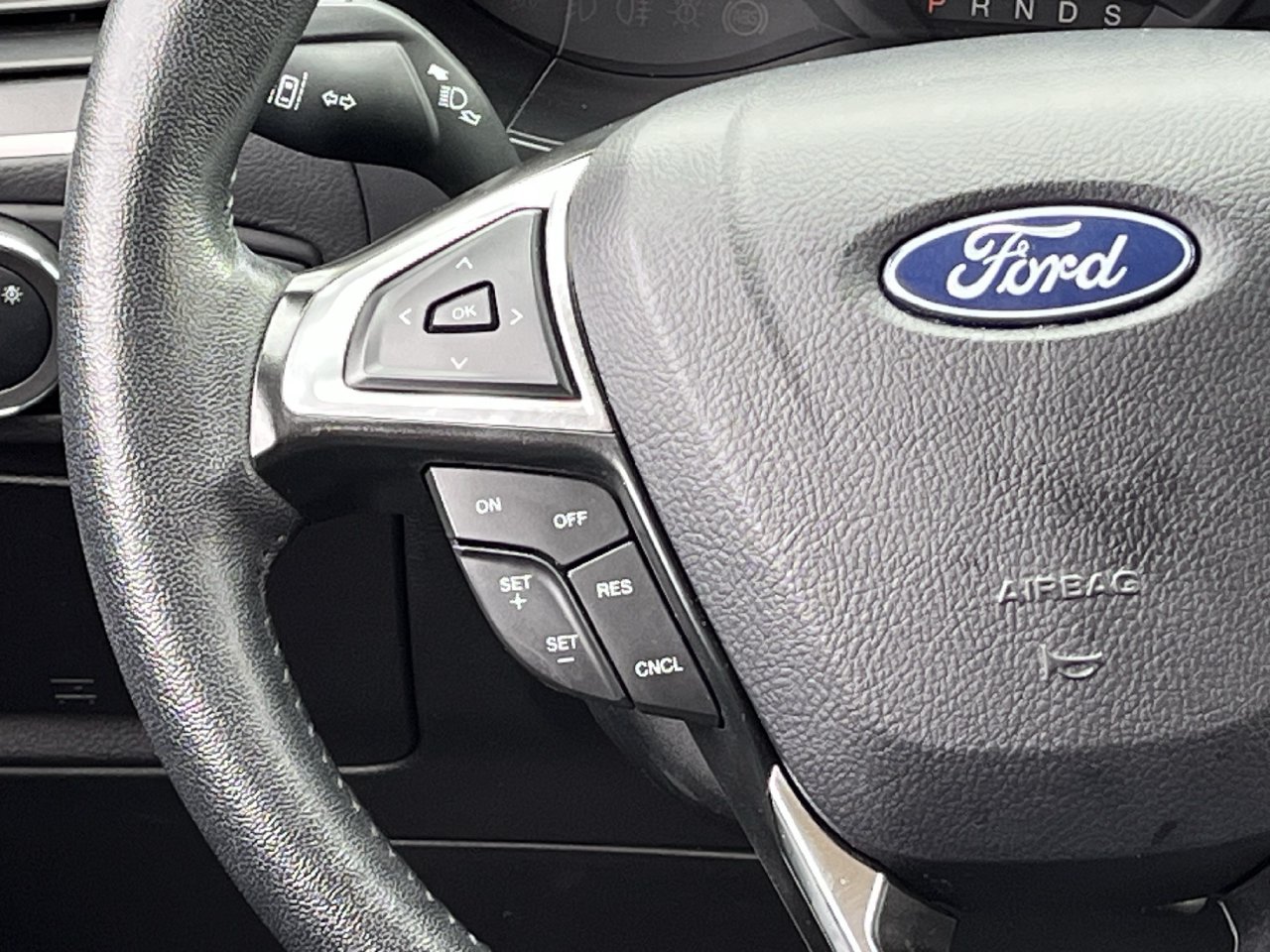 Used 2024 Ford Edge SEL AWD/4WD image 12