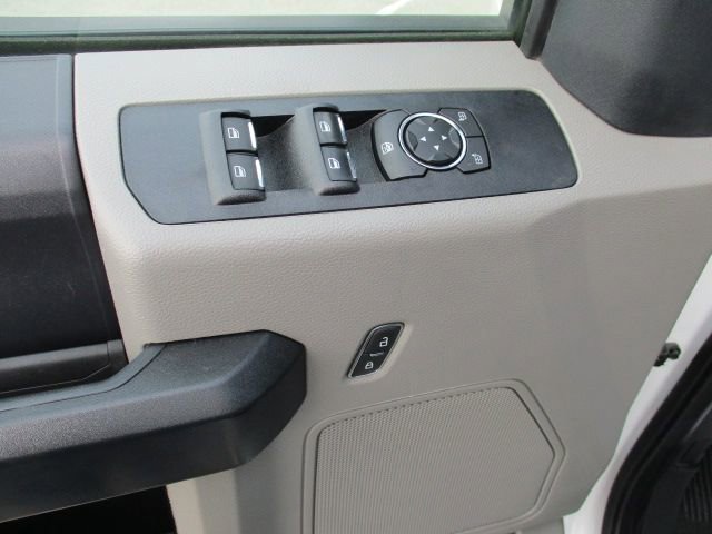 Used 2022 Ford F250 XL w/ Power Equipment Group RWD image 11