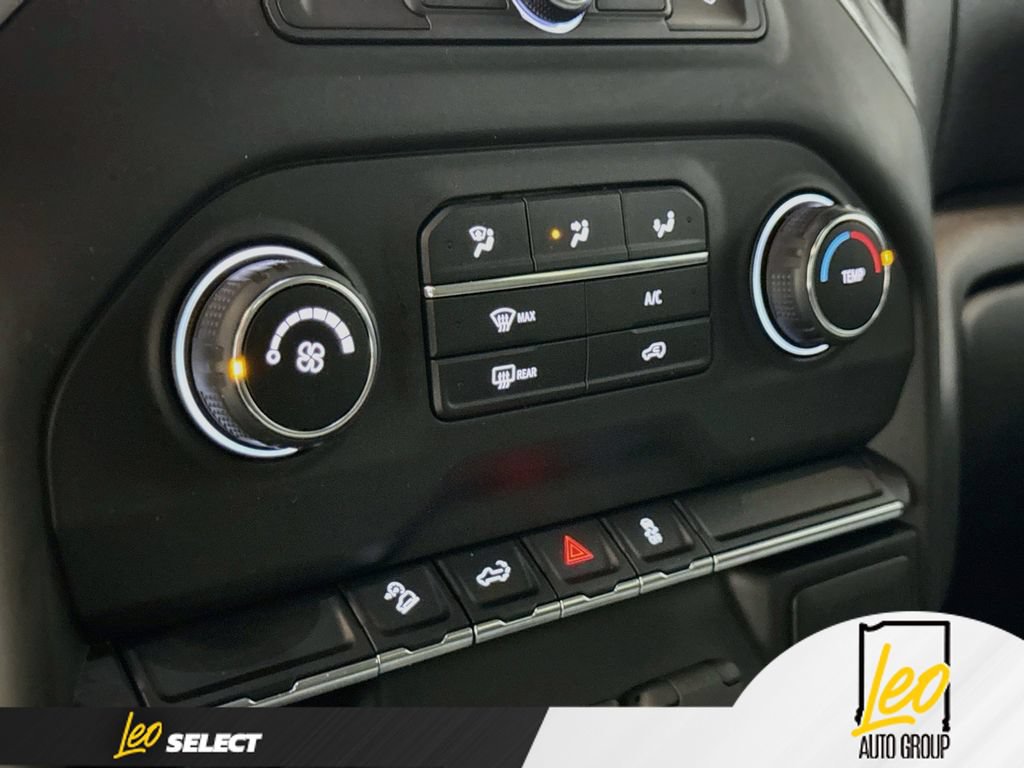 Used 2021 Chevrolet Silverado 1500 Custom Trail Boss w/ LPO, Dark Essentials Package AWD/4WD image 18