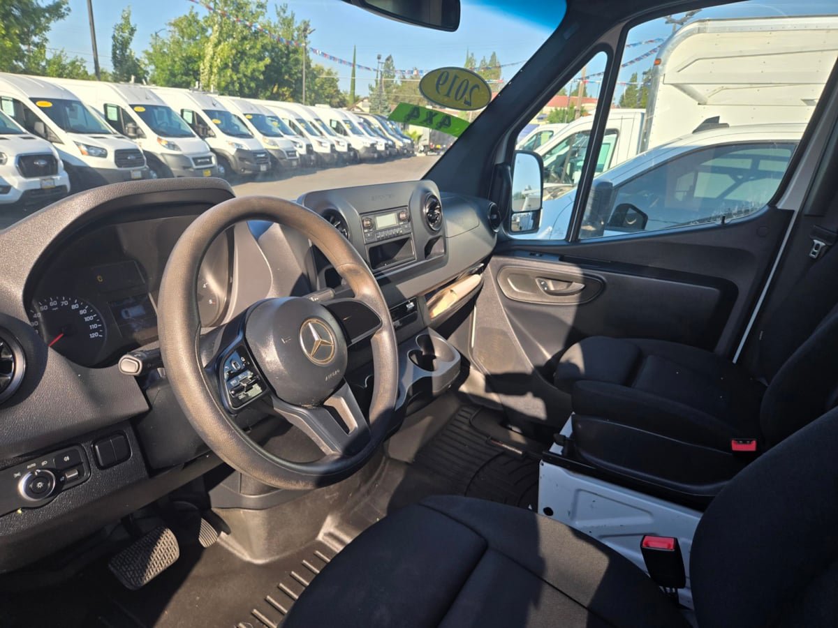 Used 2019 Mercedes-Benz Sprinter 4x4 170 image 13