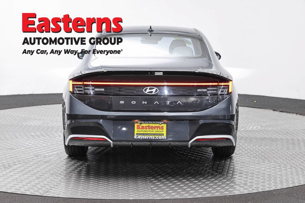 Used 2024 Hyundai Sonata SEL FWD image 6