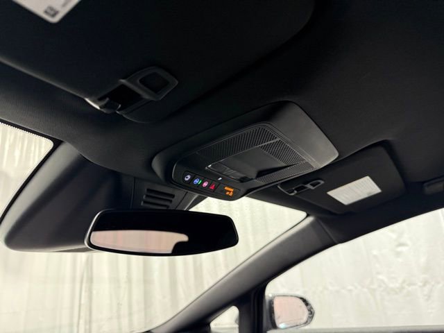 New 2026 Chevrolet Equinox EV LT image 24