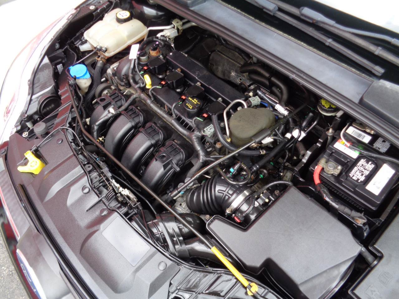 Used 2013 Ford Focus SE FWD image 3