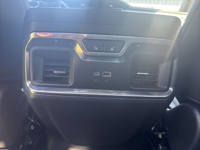 Used 2024 GMC Sierra 1500 Denali AWD/4WD image 22