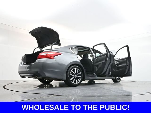 Used 2017 Nissan Altima 2.5 SV w/ Convenience Package image 40