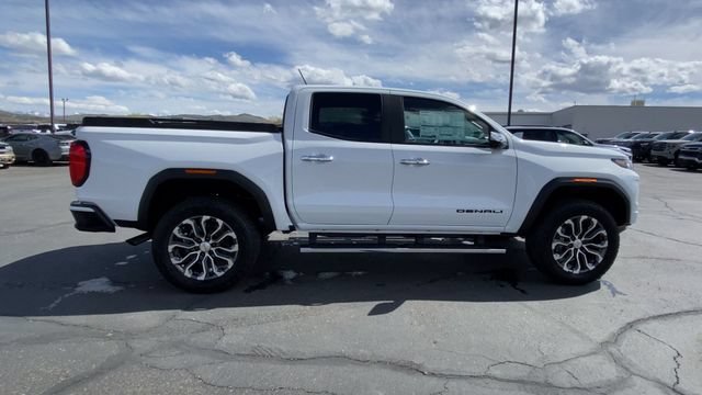 New 2026 GMC Canyon Denali w/ LPO, Black Badging Package AWD/4WD image 9