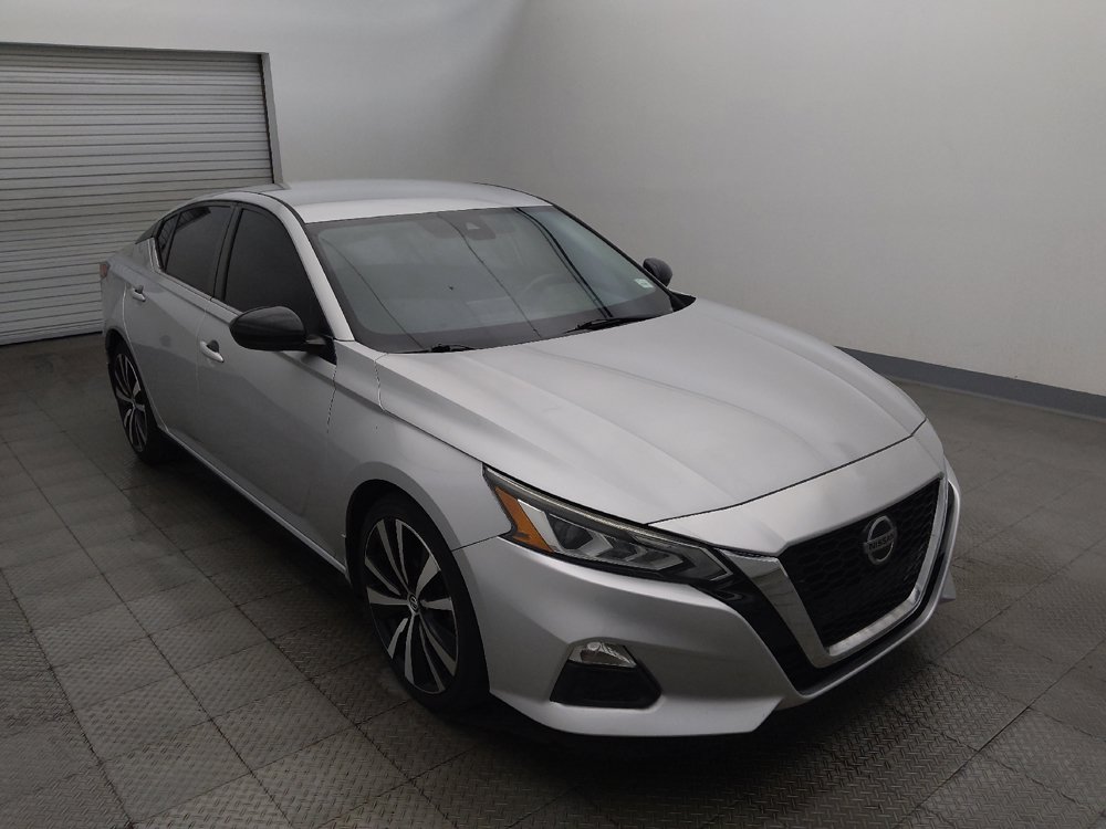 Used 2020 Nissan Altima 2.5 SR FWD image 13