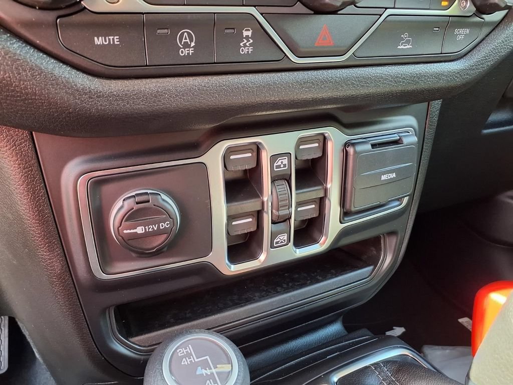 New 2026 Jeep Gladiator Sport AWD/4WD image 8
