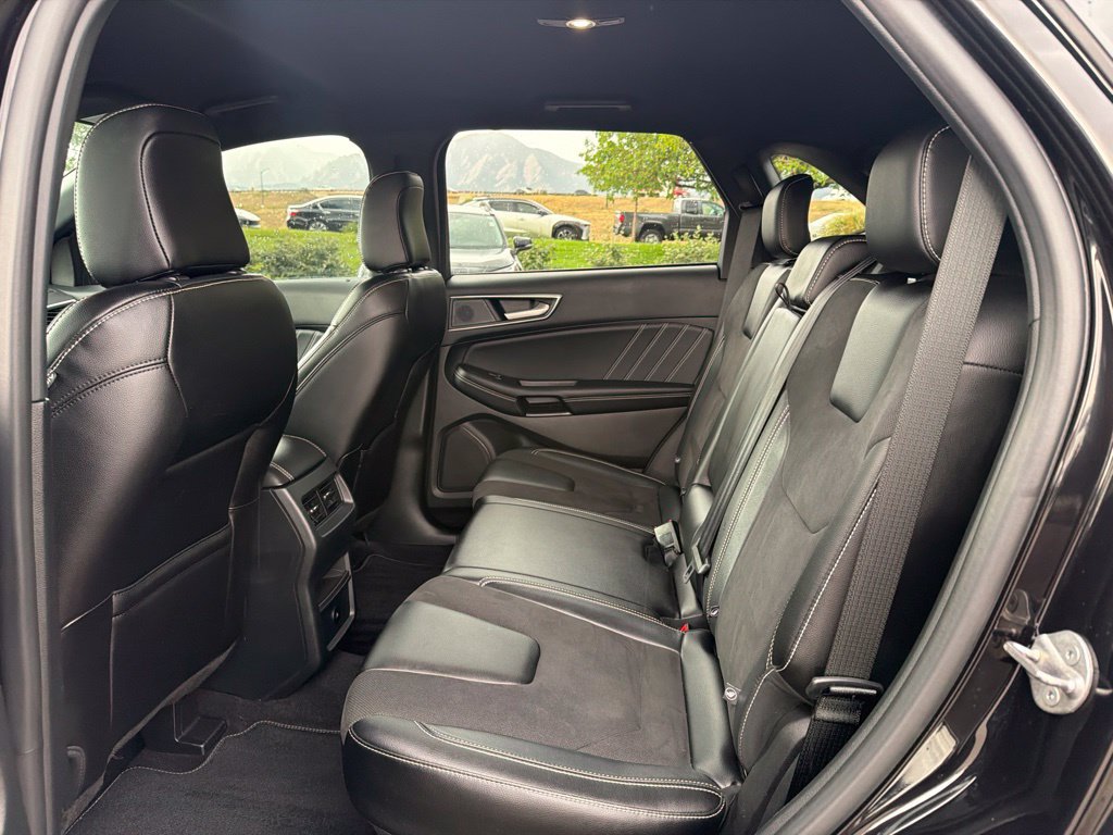 Used 2023 Ford Edge ST AWD/4WD image 21
