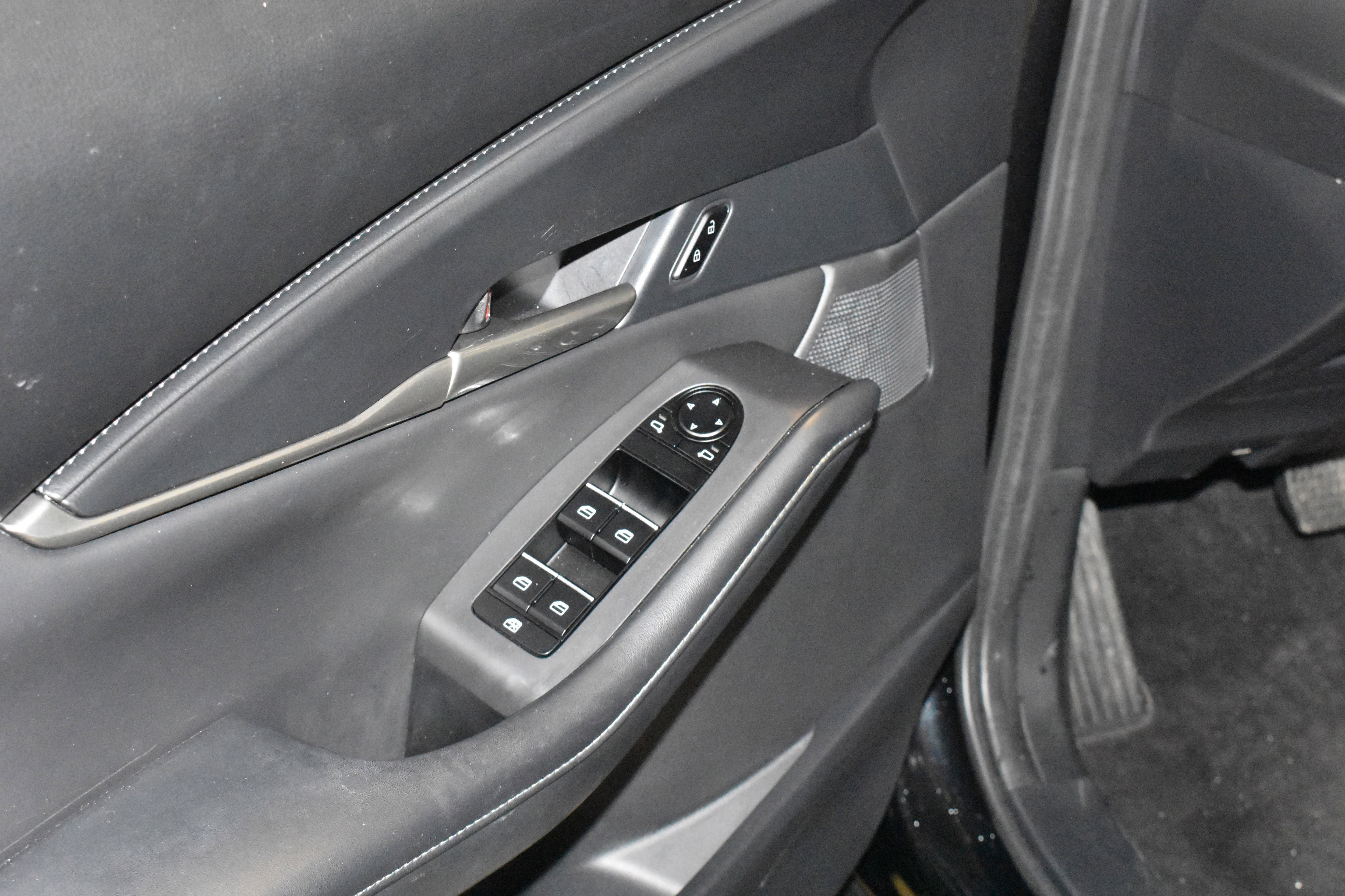 Used 2023 MAZDA CX-30 AWD 2.5 S w/ Select Package image 24