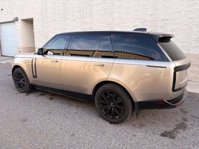 Used 2023 Land Rover Range Rover Long Wheelbase Autobiography AWD/4WD image 6