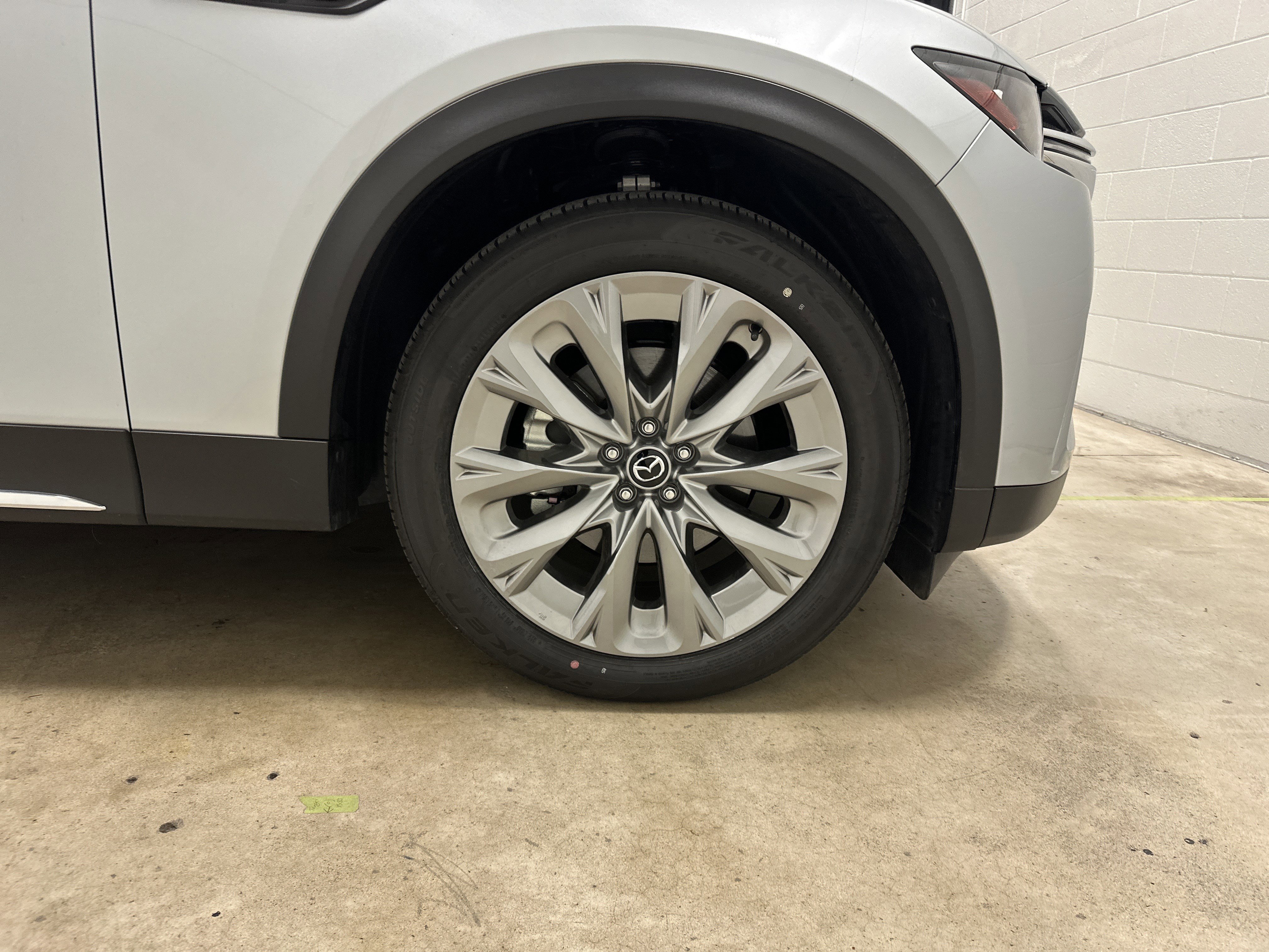 Used 2024 MAZDA CX-90 3.3 Turbo w/ Premium Plus Pkg image 13