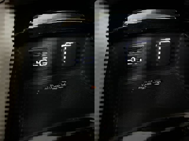 Certified 2022 Buick Envision Avenir w/ Technology Package II image 36