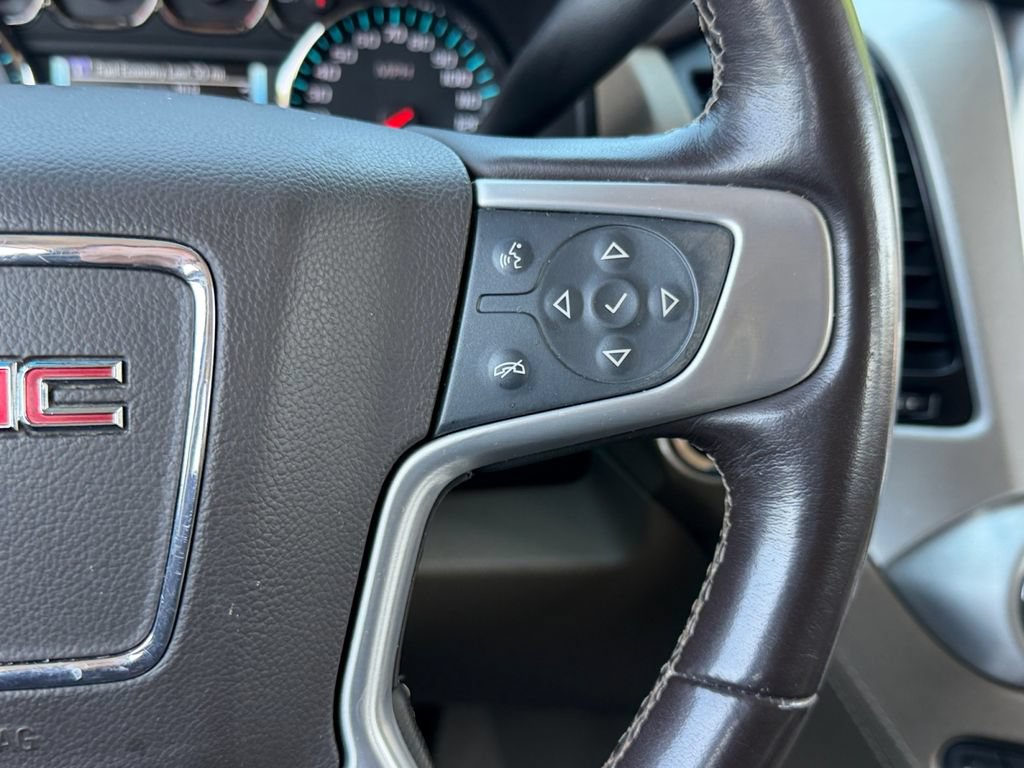 Used 2020 GMC Yukon XL SLT w/ Premium Edition AWD/4WD image 19