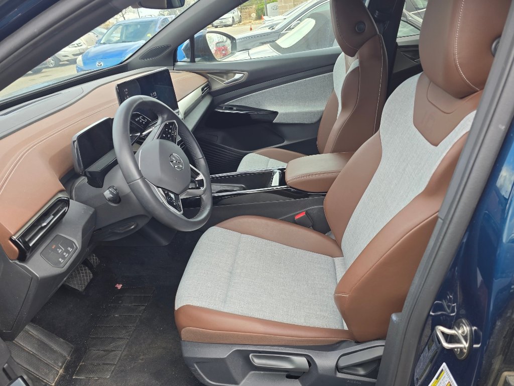 Used 2023 Volkswagen ID.4 Pro image 11