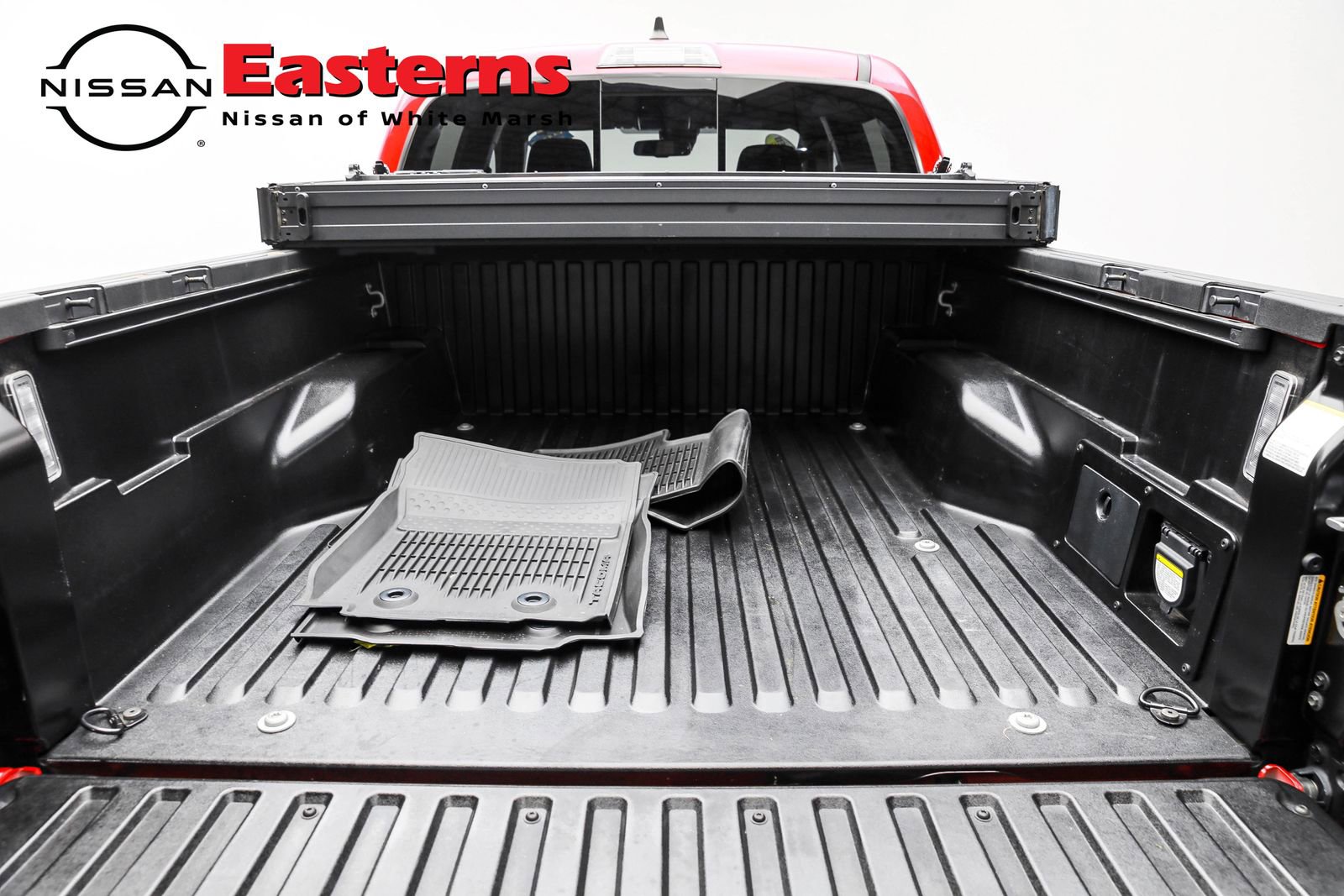 Used 2022 Toyota Tacoma TRD Off-Road w/ Black Out Package (TMS) image 9