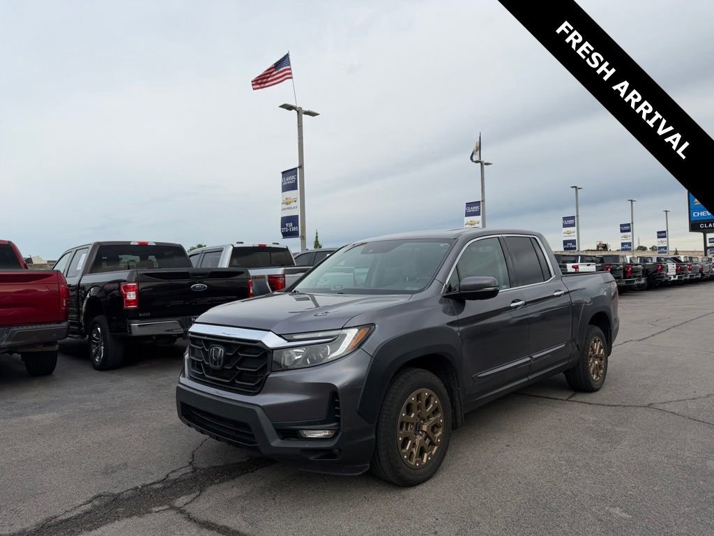 Used 2022 Honda Ridgeline RTL-E image 2
