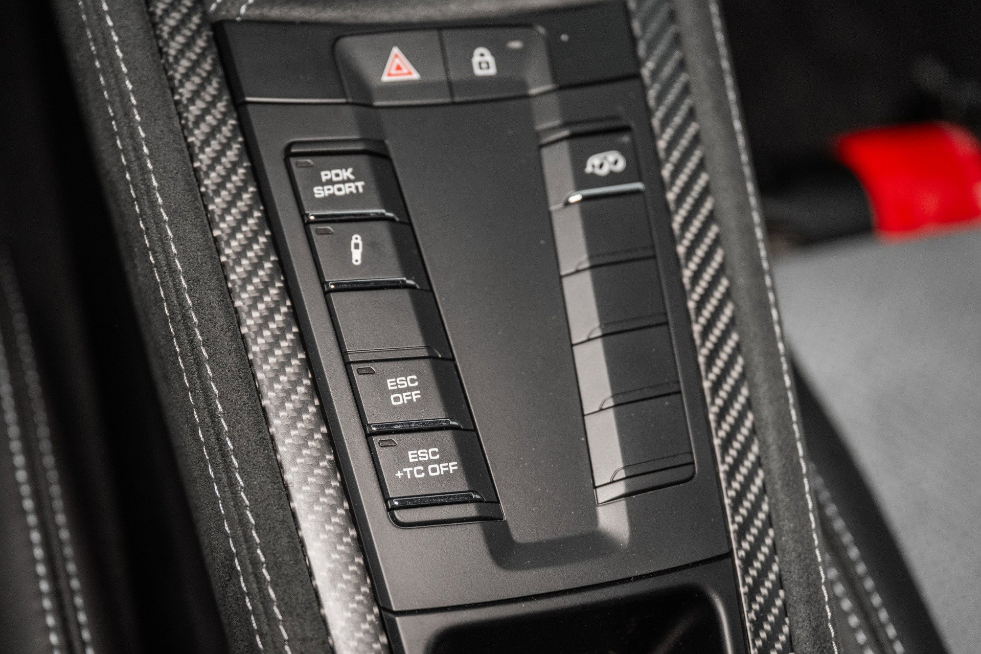 Used 2024 Porsche 718 Cayman GT4 RS image 37