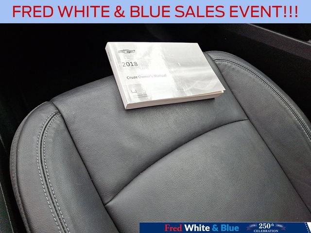 Used 2018 Chevrolet Cruze Premier FWD image 26